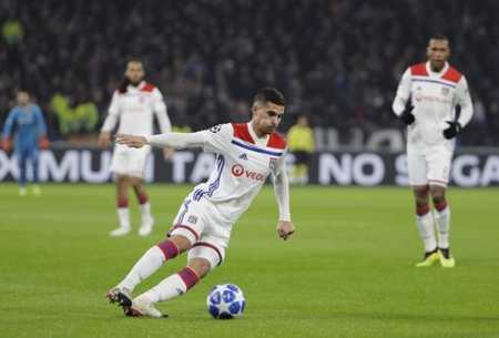 学校与某知 学校与某知